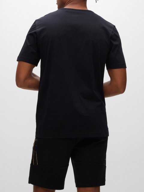 Чёрная футболка BOSS: фото 2 - Invogue