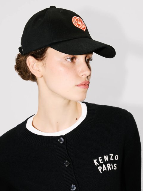 Чорна кепка KENZO з вишивкою: фото 1 - Invogue