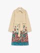 Бежевый плащ Weekend Max Mara с цветочным узором: фото - Invogue