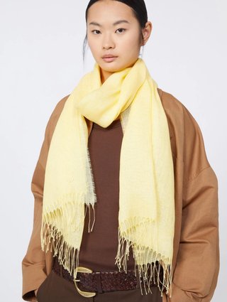 Желтый шарф Weekend Accessories из чистой льняной пряжи: фото 1 - Invogue