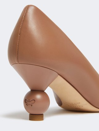 Пудровые туфли Weekend Max Mara из кожи: фото 3 - Invogue