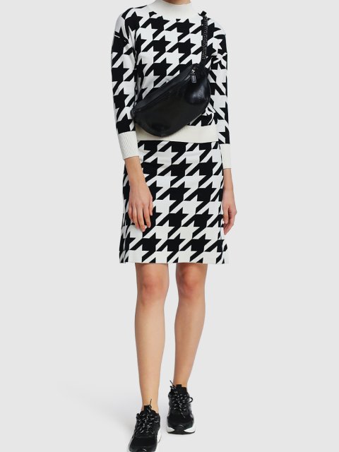 Белый свитер MARELLA: фото 1 - Invogue