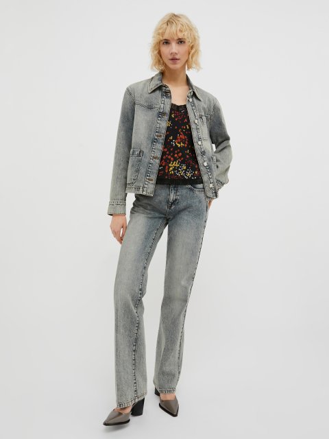 Серая куртка Max&Co джинсовая: фото 4 - Invogue