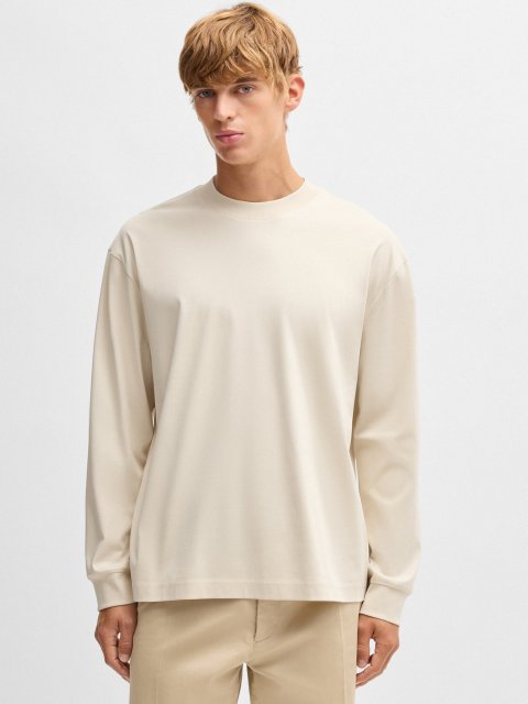 Кремовая футболка BOSS с длинными рукавами: фото 2 - Invogue