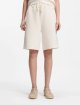 Белые бермуды BOSS из эластичного трикотажа: фото 2 - Invogue