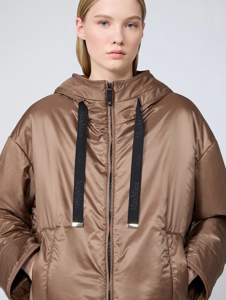 Коричневая куртка Max Mara из полиэстера - купить на Invogue — арт