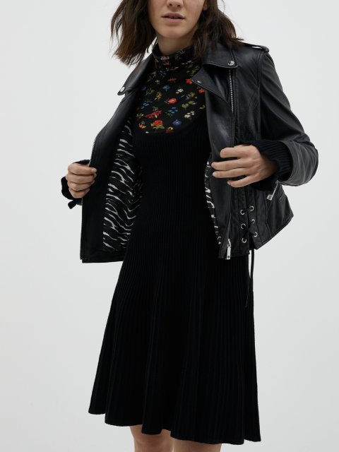 Чорна куртка MAX&CO : фото 1 - Invogue