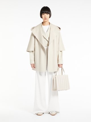 Кремовая сумка Max Mara кожаная: фото 1 - Invogue