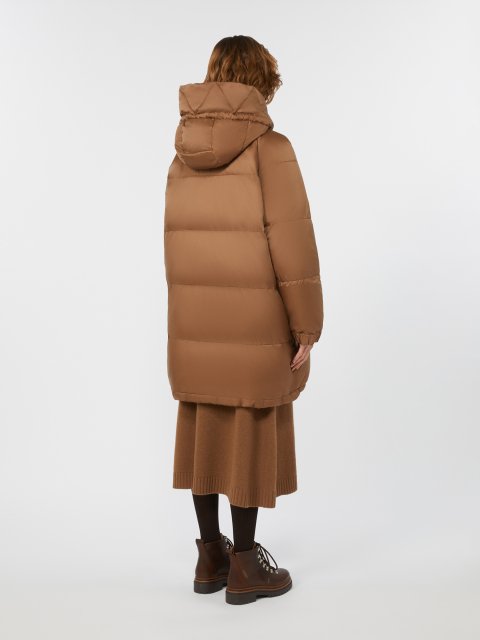 Світло-коричневий пуховик WEEKEND MAX MARA з капюшоном: фото 3 - Invogue